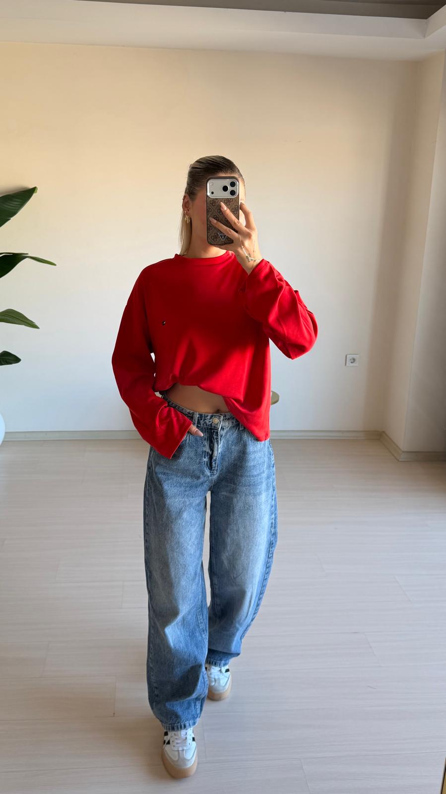 Oversize Uzun Kollu Tişört – Kırmızı