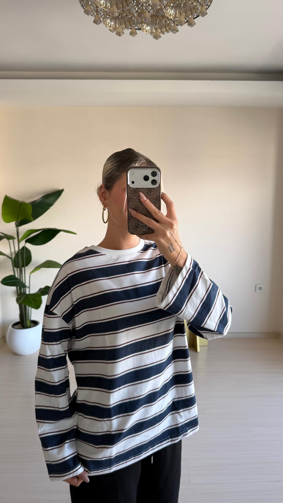 Çizgili Oversize Uzun Kollu Tişört – Lacivert