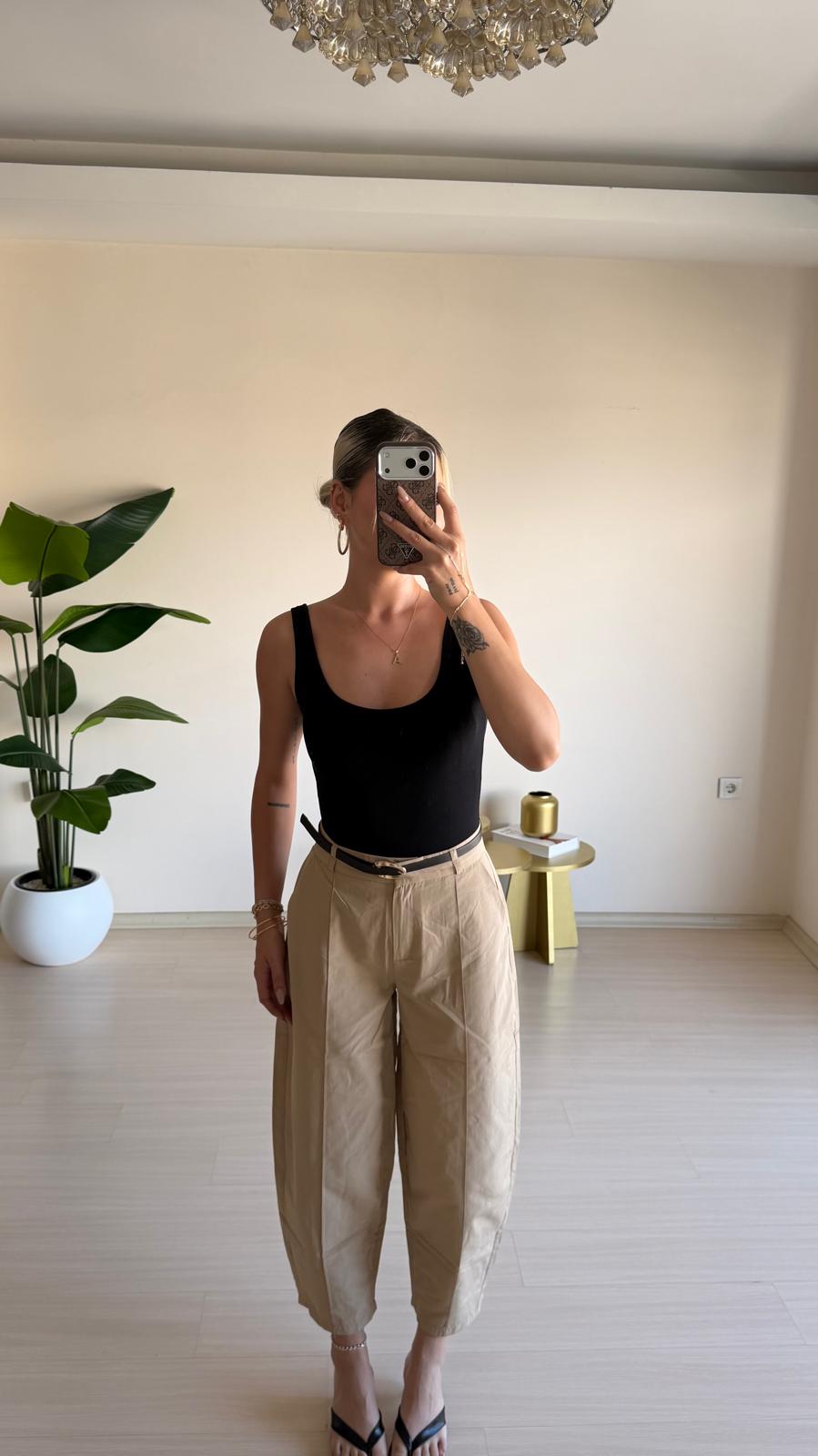 Pileli Balon Kesim Pantolon – Bej